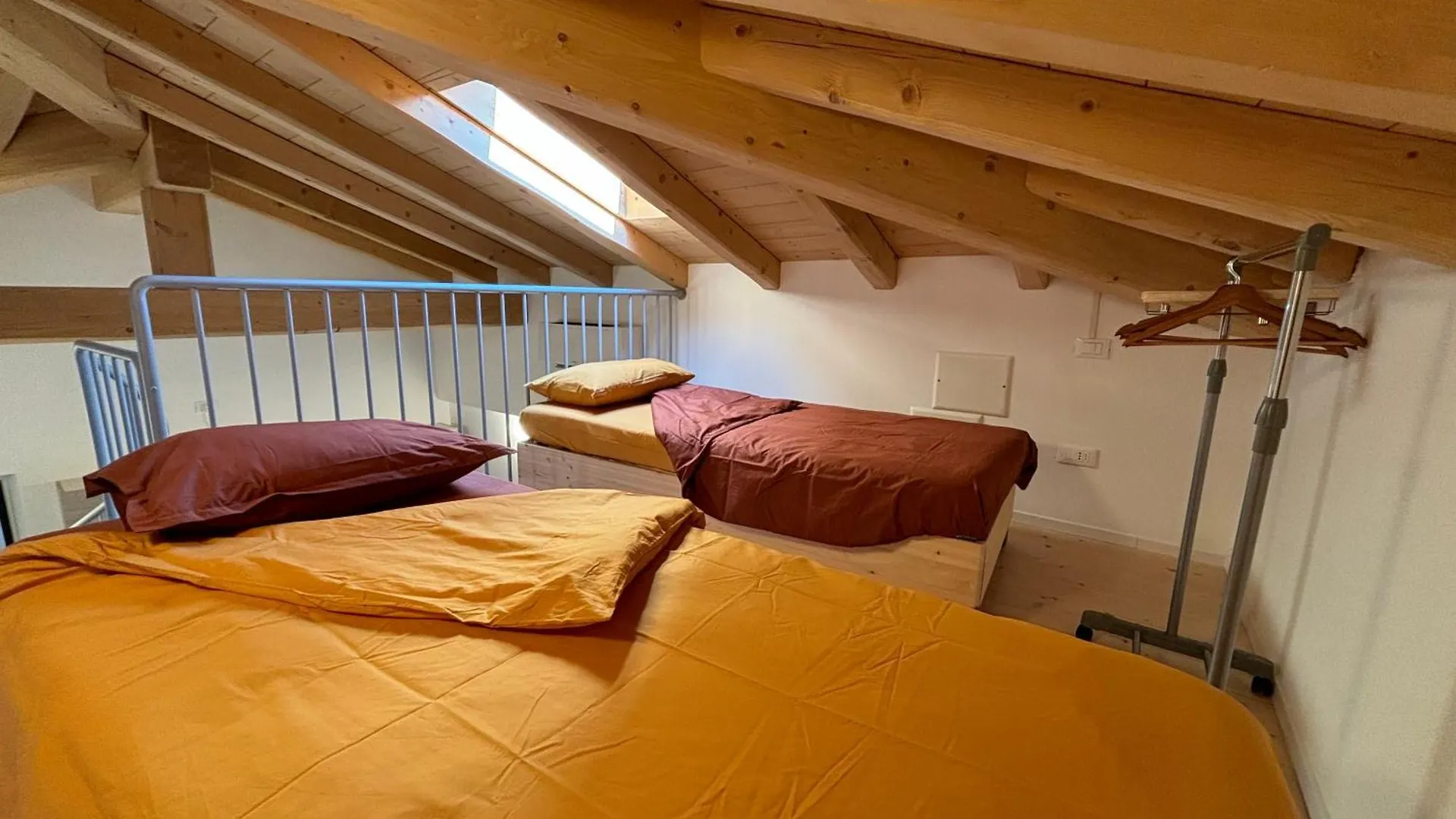 Al Cortiletto 22 Apartments Girasole location